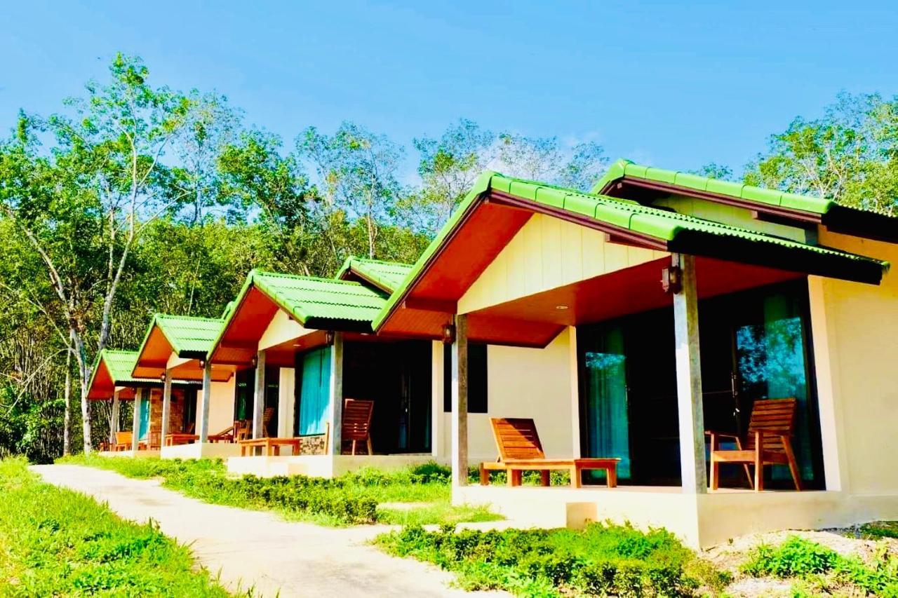 Rinna Resort Ko Mook Exterior foto