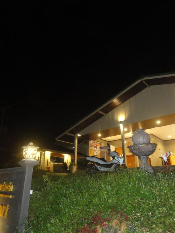 Rinna Resort Ko Mook Exterior foto